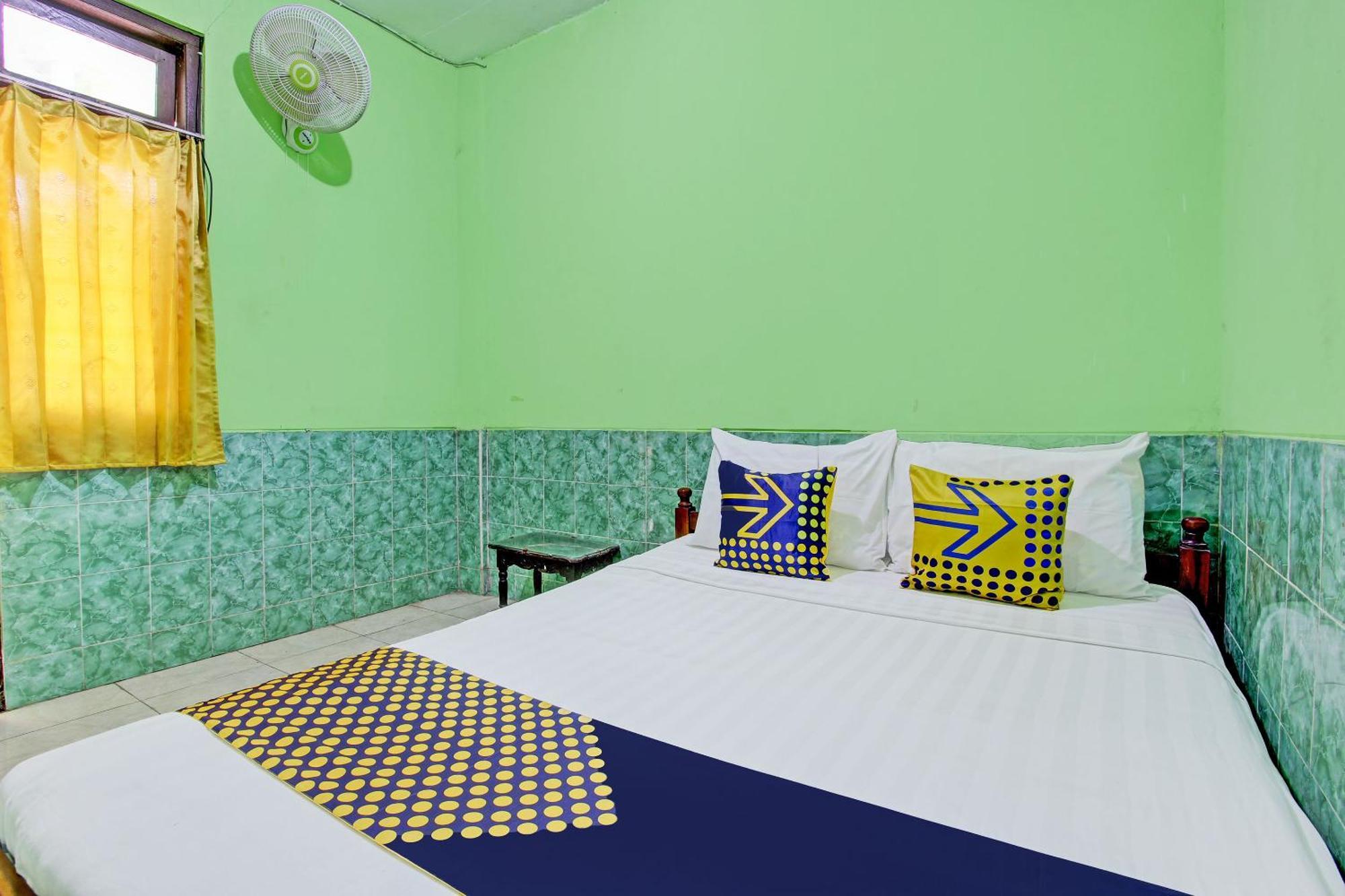 Sabar Menanti 2 Hotel Bantul Luaran gambar